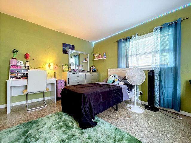 801 51ST AVENUE S, St Petersburg, FL 33705
