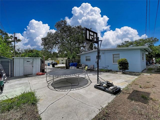 801 51ST AVENUE S, St Petersburg, FL 33705