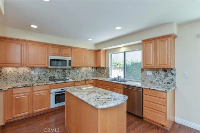 48 Deerborn Drive, Aliso Viejo, CA 92656