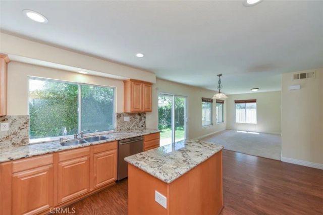 48 Deerborn Drive, Aliso Viejo, CA 92656