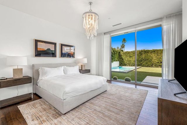 1961 S Palm Canyon Drive, Palm Springs, CA 92264