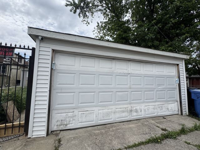 7225 S Paulina Street, Chicago, IL 60636