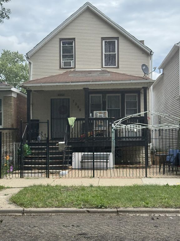 7225 S Paulina Street, Chicago, IL 60636
