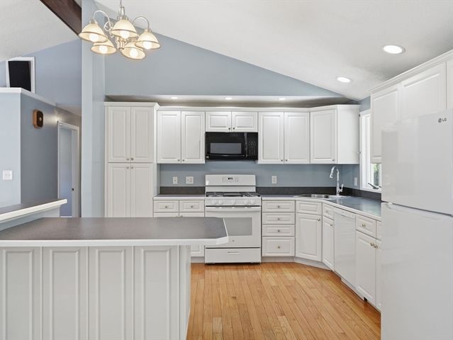 20 Franklin St, Billerica, MA 01862