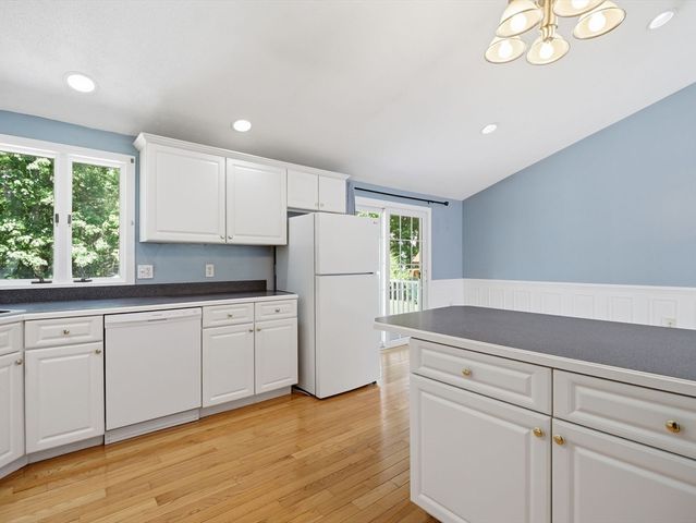 20 Franklin St, Billerica, MA 01862