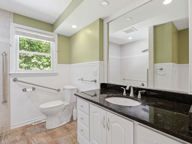 20 Franklin St, Billerica, MA 01862