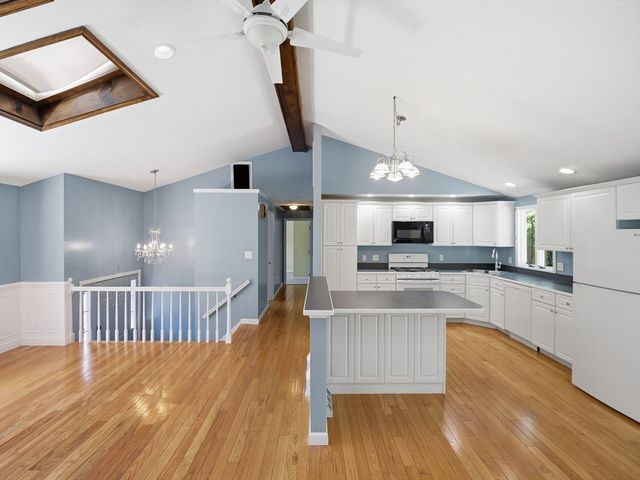 20 Franklin St, Billerica, MA 01862