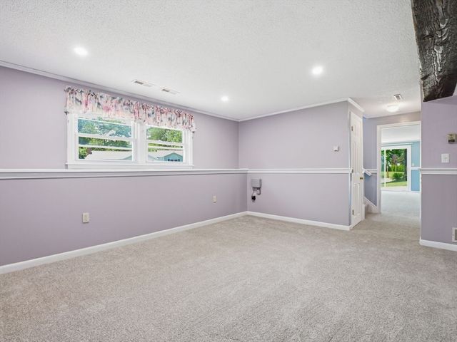 20 Franklin St, Billerica, MA 01862