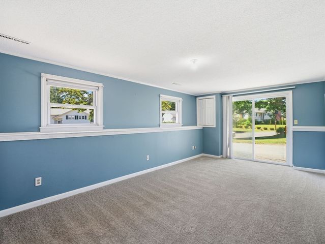 20 Franklin St, Billerica, MA 01862
