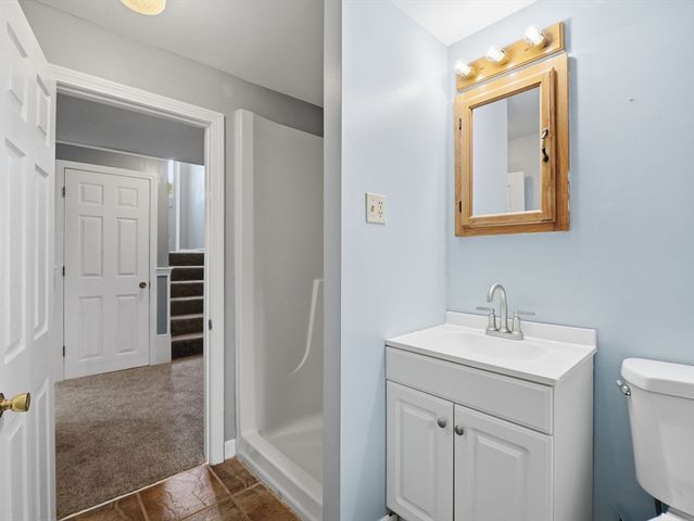 20 Franklin St, Billerica, MA 01862