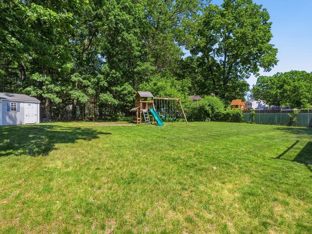 20 Franklin St, Billerica, MA 01862