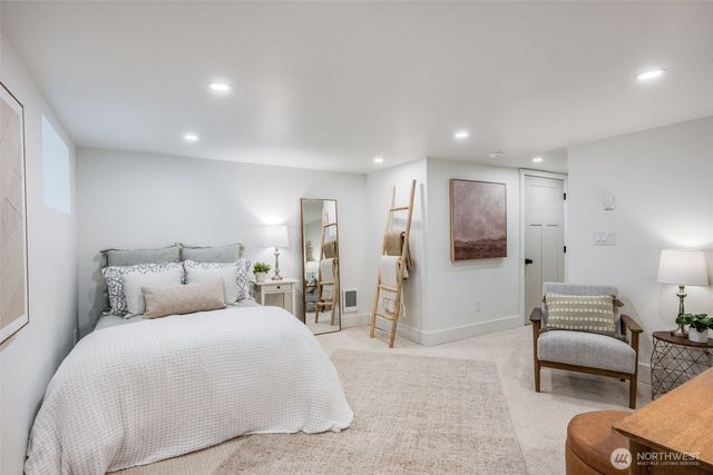 4203 5th Avenue NW, Seattle, WA 98107