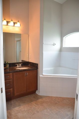 9916 SW 56TH AVENUE, Ocala, FL 34476