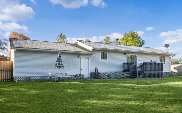 8600 7 Mile Road, Evart, MI 49631