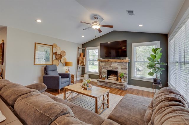 1712 E Saluda Lake Road, Greenville, SC 29611