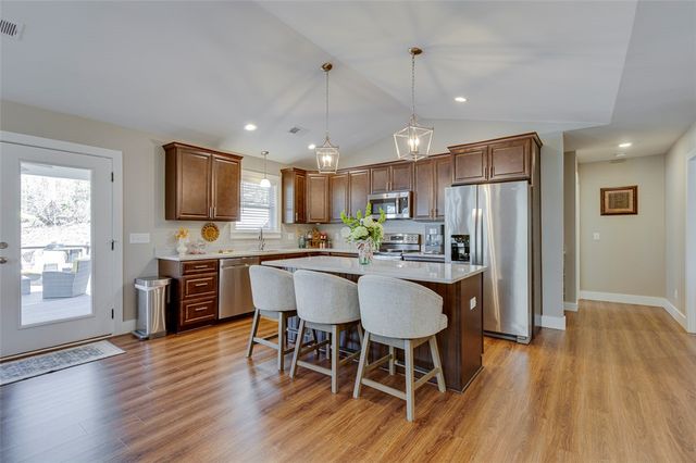 1712 E Saluda Lake Road, Greenville, SC 29611