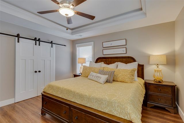 1712 E Saluda Lake Road, Greenville, SC 29611