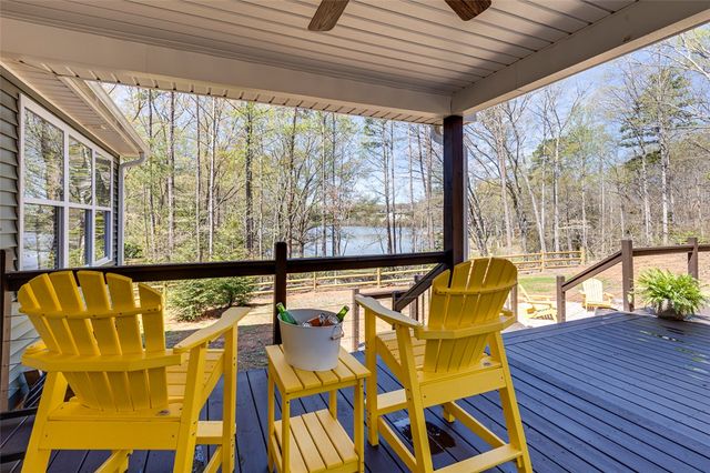 1712 E Saluda Lake Road, Greenville, SC 29611