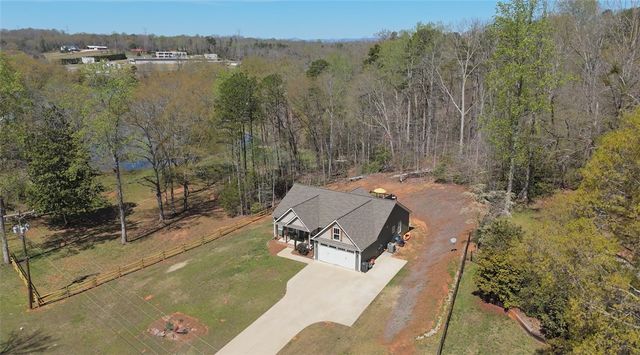 1712 E Saluda Lake Road, Greenville, SC 29611