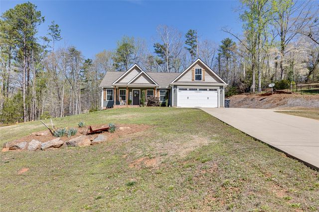 1712 E Saluda Lake Road, Greenville, SC 29611