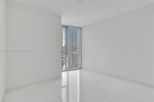 300 Biscayne Boulevard Way 3704C, Miami, FL 33131