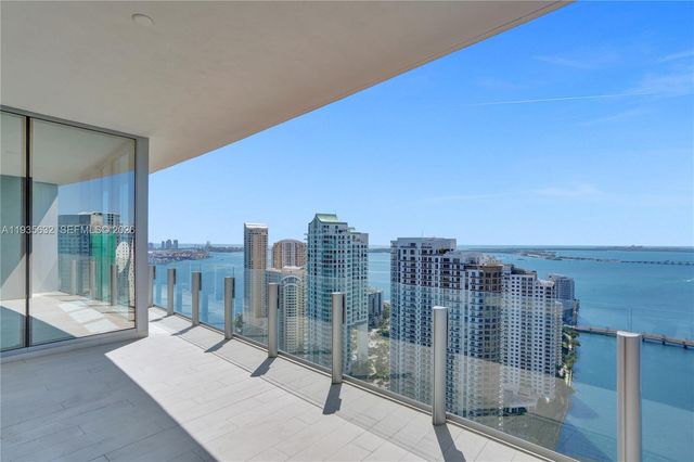300 Biscayne Boulevard Way 3704C, Miami, FL 33131