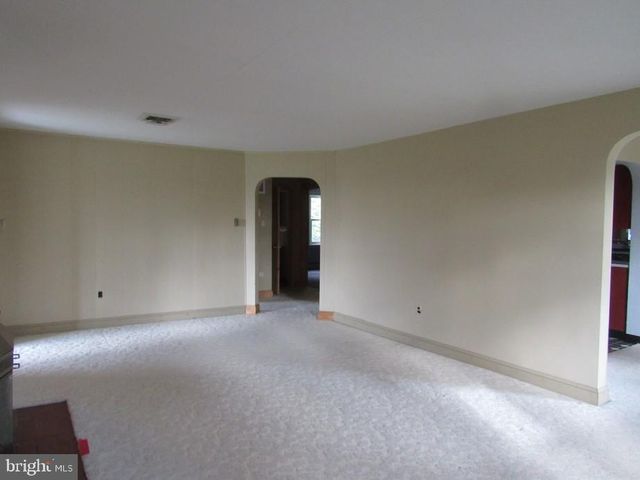 378 WOODLAND VIEW DR, York, PA 17406