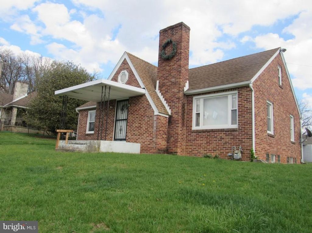378 WOODLAND VIEW DR, York, PA 17406