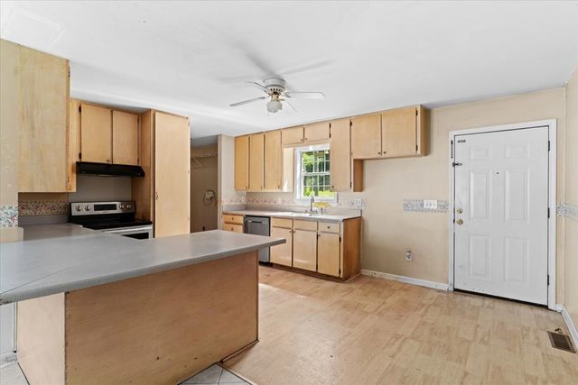 1046 Factory Street, Dalton, GA 30720