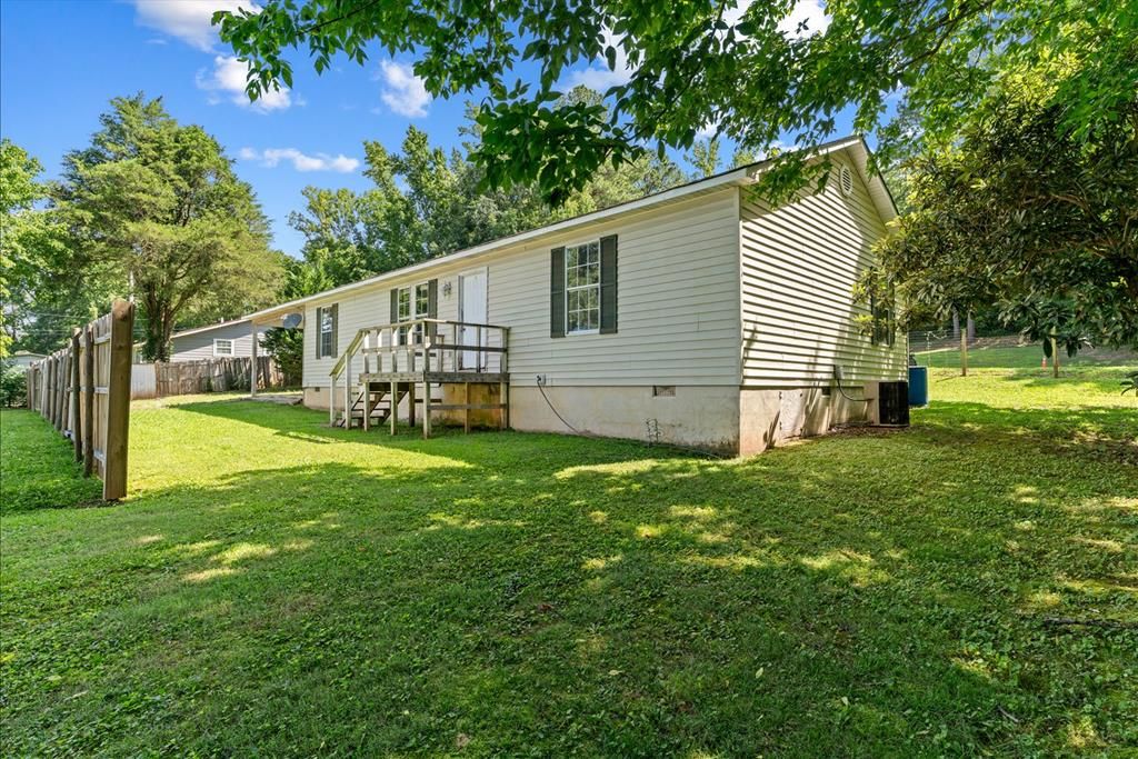 1046 Factory Street, Dalton, GA 30720