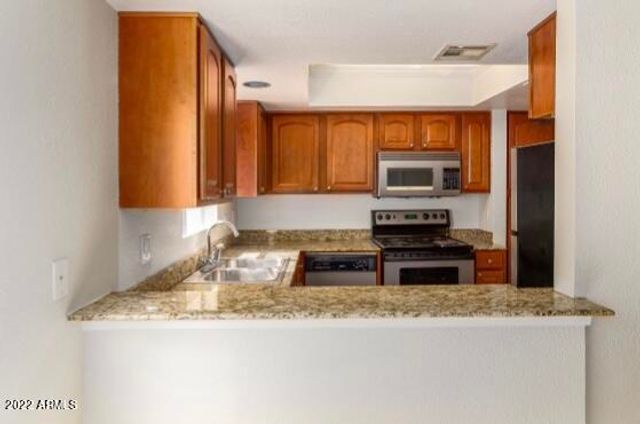 17211 N 35th Avenue A213, Phoenix, AZ 85053