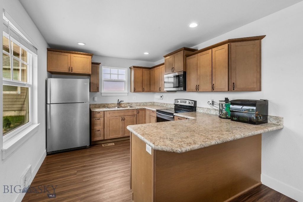 255 Johnson Avenue, Dillon, MT 59725 photo 5