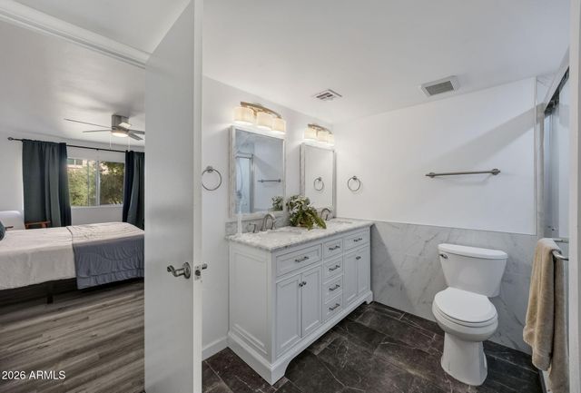 7930 E CAMELBACK Road 304, Scottsdale, AZ 85251