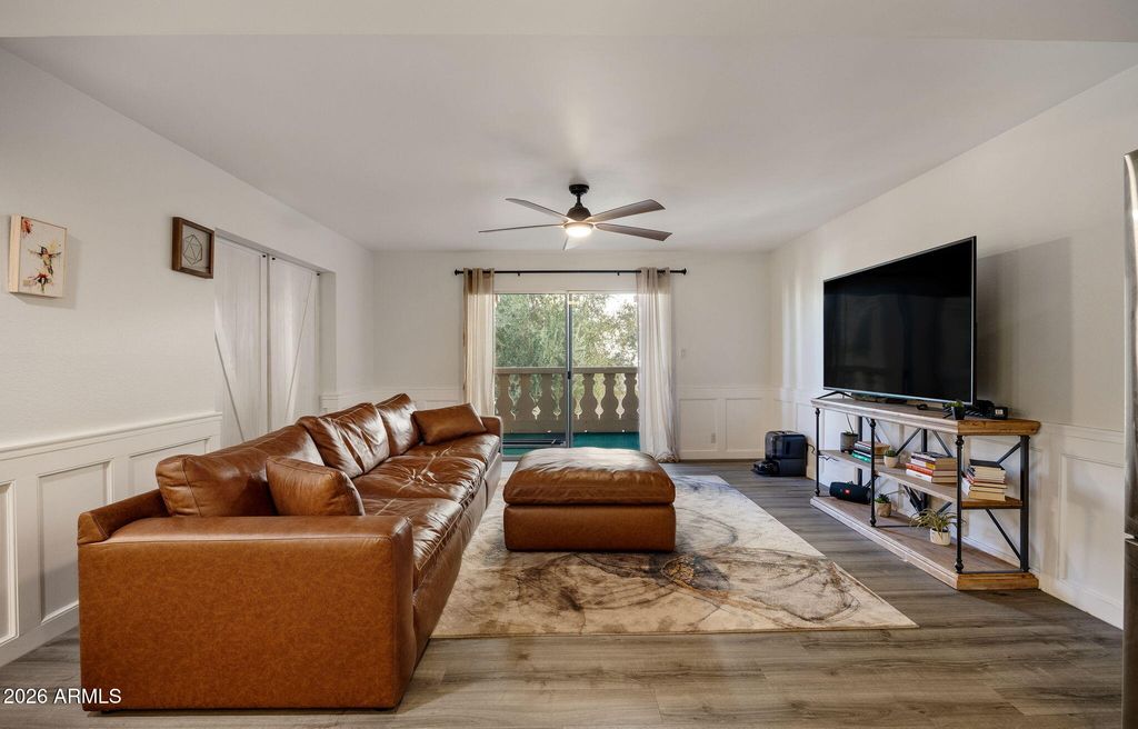 7930 E CAMELBACK Road 304, Scottsdale, AZ 85251