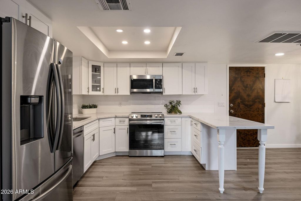 7930 E CAMELBACK Road 304, Scottsdale, AZ 85251 — photo 2