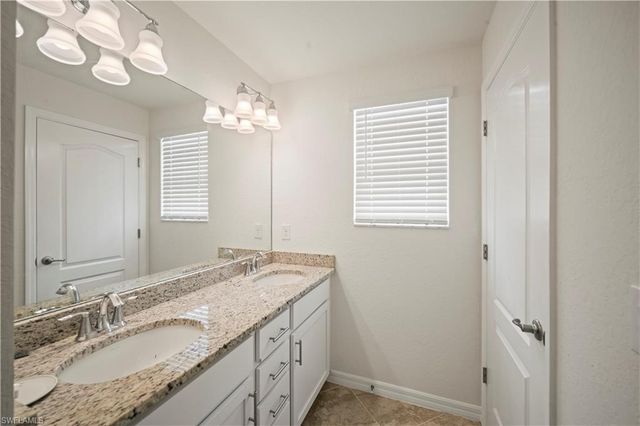 4234 bluegrass DR, Fort Myers, FL 33916