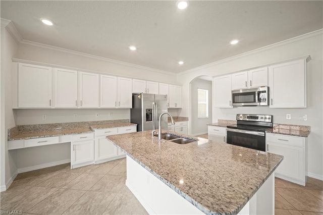 4234 bluegrass DR, Fort Myers, FL 33916