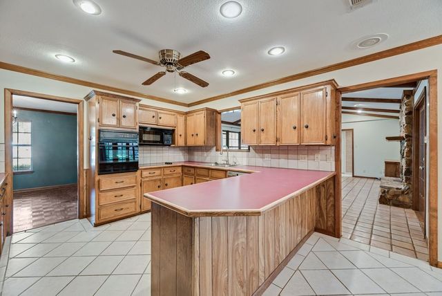 714 W Lamberth Road, Sherman, TX 75092