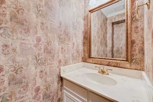 714 W Lamberth Road, Sherman, TX 75092