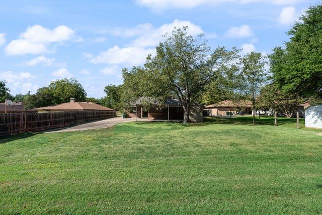 714 W Lamberth Road, Sherman, TX 75092