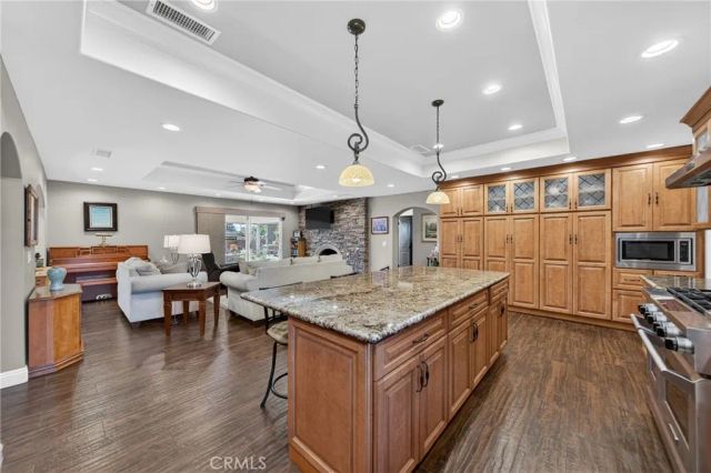 808 N Westridge Avenue, Glendora, CA 91741