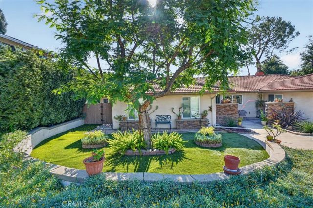 808 N Westridge Avenue, Glendora, CA 91741