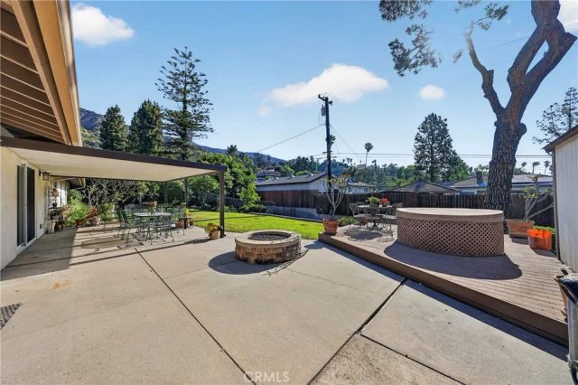 808 N Westridge Avenue, Glendora, CA 91741
