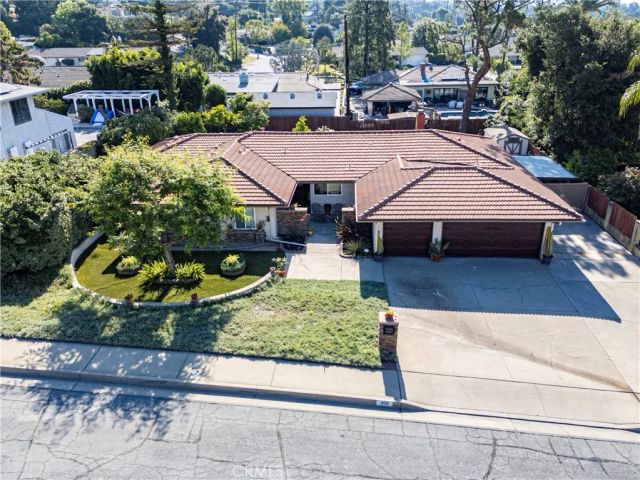 808 N Westridge Avenue, Glendora, CA 91741