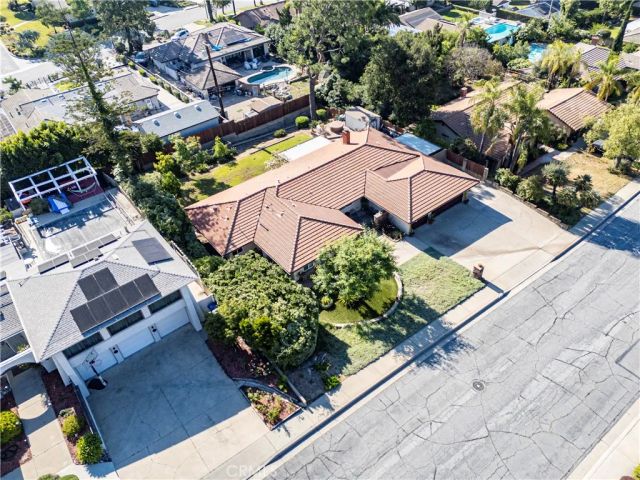 808 N Westridge Avenue, Glendora, CA 91741