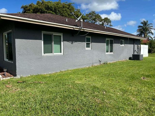 5369 Gene Circle, West Palm Beach, FL 33415