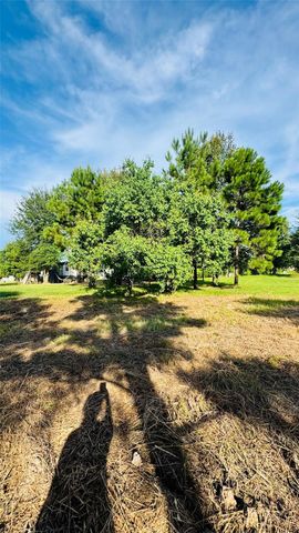 72 Road 5248, Cleveland, TX 77327
