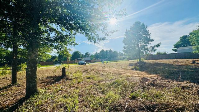 72 Road 5248, Cleveland, TX 77327
