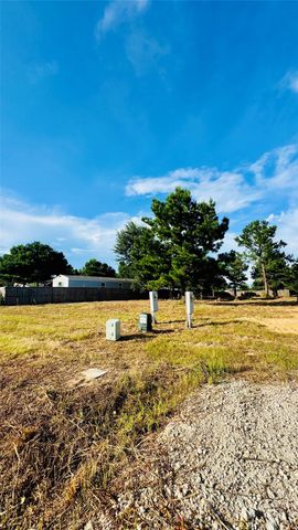 72 Road 5248, Cleveland, TX 77327