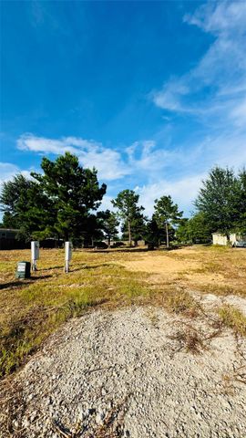 72 Road 5248, Cleveland, TX 77327